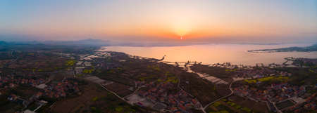 Spring aerial scenery of Hubei Huangshi Nhaoshan Forest Parkの写真素材