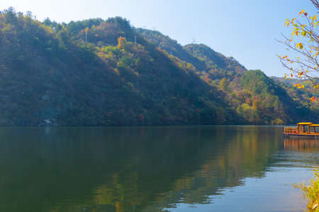Late autumn scenery of Qingliangzhai Scenic Area in Wuhan, Hubeiの写真素材