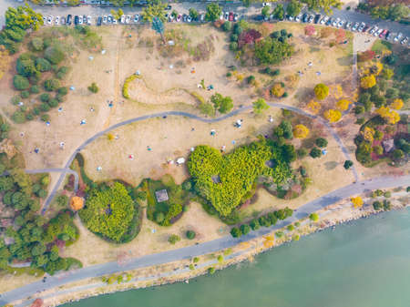The scenery of Donghu Scenic Area in Wuhan, Hubei in late autumn and early winterの写真素材