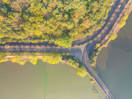 The scenery of Donghu Scenic Area in Wuhan, Hubei in late autumn and early winterの写真素材