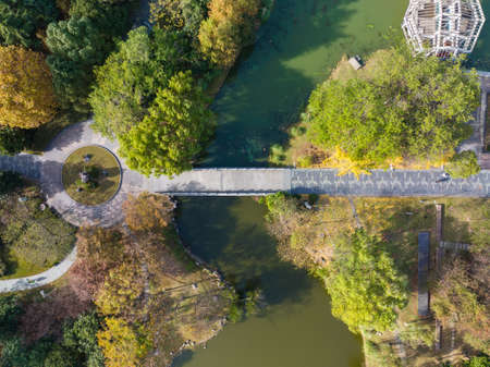 Autumn scenery of Yuehu Park in Wuhan, Hubeiの写真素材