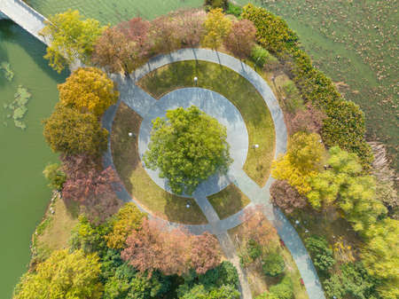 Autumn scenery of Yuehu Park in Wuhan, Hubeiの写真素材