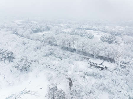 Winter snow scene in Moshan Scenic Area, East Lake, Wuhan, Hubeiの写真素材