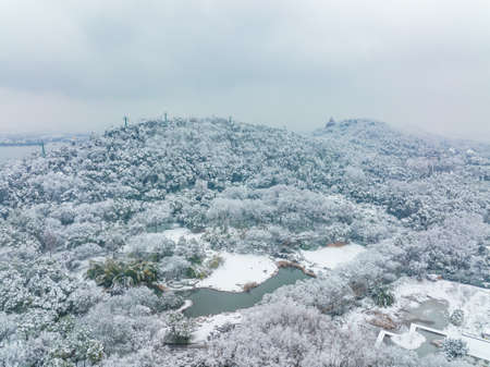 Winter snow scene in Moshan Scenic Area, East Lake, Wuhan, Hubeiの写真素材