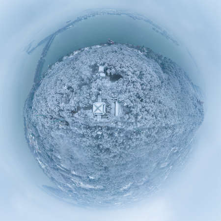 Winter snow scene in Moshan Scenic Area, East Lake, Wuhan, Hubeiの写真素材