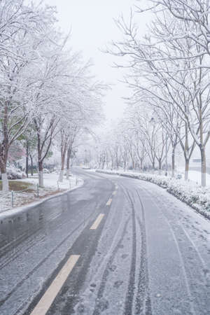 Winter snow scene in Moshan Scenic Area, East Lake, Wuhan, Hubeiの写真素材