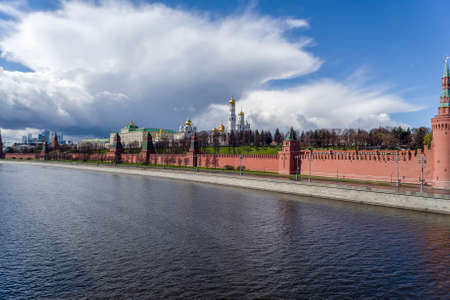 Moscow, Russia, April 5, 2020. Coronavirus Quarantine, Covid-19, in Moscow View of the Kremlin wallのeditorial素材