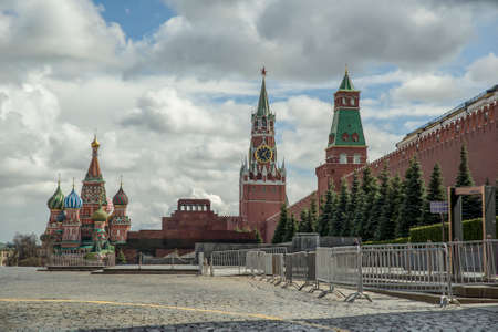 Moscow, Russia, April 5, 2020. Coronavirus Quarantine, Covid-19 in Moscow Empty Red Squareのeditorial素材