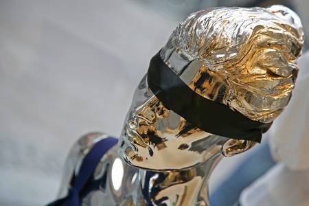 Blindfolded fashion model in show window.の写真素材