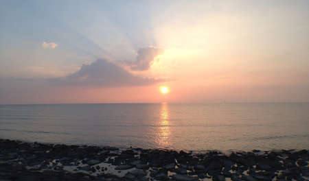 Sunset by the seasideの素材