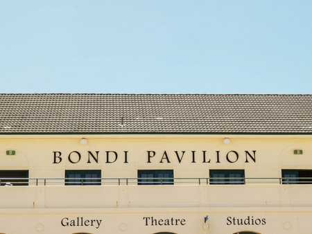 SYDNEY, AUSTRALIA - JANUARY 31, 2016: close up front view of the pavillion at bondi beach, sydneyのeditorial素材