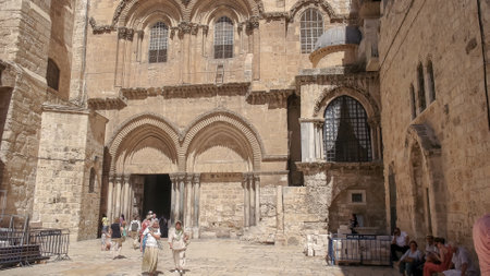 JERUSALEM, ISRAEL- SEPTEMBER, 20, 2016: exterior shot of the church of the holy sepulchre in jerusalemのeditorial素材