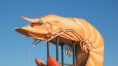 BALLINA, AUSTRALIA - MARCH, 6, 2017: the iconic big prawn sculpture at ballinaのeditorial素材