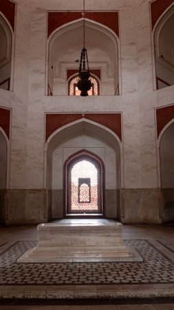 DELHI, INDIA - MARCH 12, 2019: stone sarcophagus inside humayuns tomb in delhiのeditorial素材