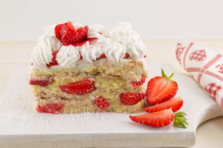 Homemade sweet fruit cake with fresh strawberryの写真素材