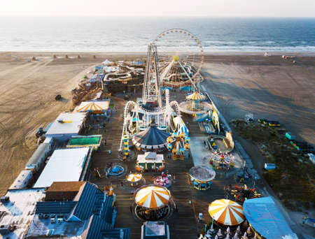 WILDWOOD, NEW JERSEY, USA - SEPTEMBER 5, 2017: Aerial view of the the Moreys Piers and Beachfront Water Parks complex in Wildwood, New Jearsey on the Atlantic ocean beachのeditorial素材