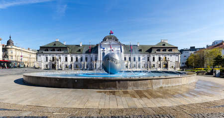 BRATISLAVA, SLOVAKIA - 18 JUNE, 2017: The Grassalkovich Palace, Slovakia president residence, panoramic view with fountain in frontのeditorial素材