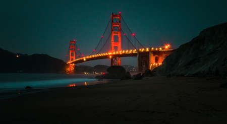 Golden Gate bridge at nightの写真素材