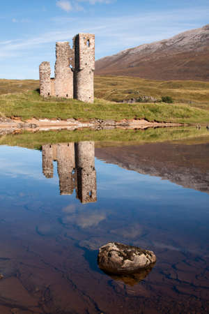 Ardvreck Castle, Sutherland, Scotlandのeditorial素材