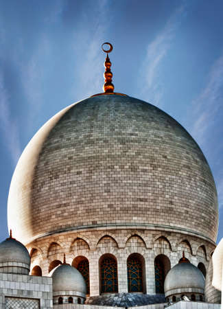Huge dome of Sheikh Zayed Mosque in Abu Dhabi in HDR effectのeditorial素材