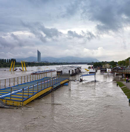 Flood disaster at the Danube and Danube Island  german Donauinsel , an extensive public recreation area of Vienna  Such a flood occurs only once every 100 years のeditorial素材