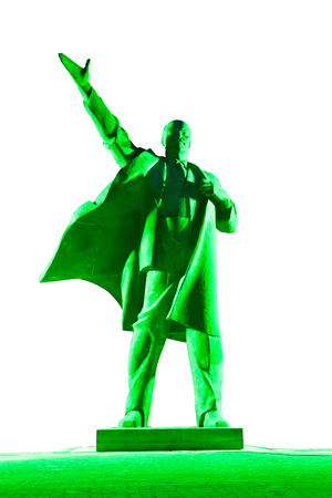 Statue of the Russian Communist Leader Vladimir Lenin in Green Lightのeditorial素材