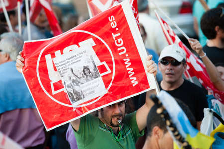 LAS PALMAS, SPAIN-MARCH 29: Unidentified workers protesting against new labor reforms and austerity cuts, during the Spanish general strike 29-M on March 29, 2012 in Las Palmas, Spainのeditorial素材