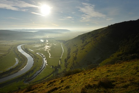 Cuckmere valley in the South Downs National Park on a winter morningの素材 [FY31094385239]