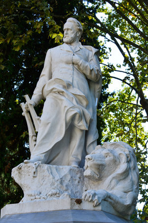 Statue of Victor Hugo in Villa Borghese in Romeのeditorial素材