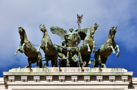 Bronze quadriga with Goddess of Justice at the top of Rome old Palace of Justiceのeditorial素材