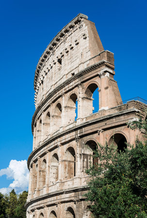 Coliseum monumental outer ring arches in Romeの写真素材