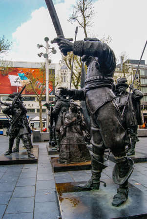 Rembrant Monument at Rebrantplein in Amsterdamのeditorial素材