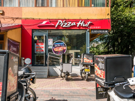 Bucharest/Romania 09.05.2020: Pizza hut delivery restaurant in Bucharest.のeditorial素材