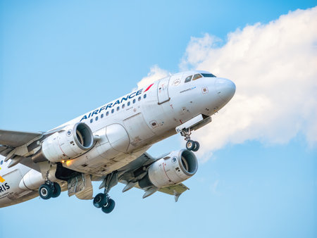 Otopeni, Romania - 05.15.2021: An Air France Airbus A319-111 (F-GRXL) airplane takes off from Henri Coanda International Airportのeditorial素材