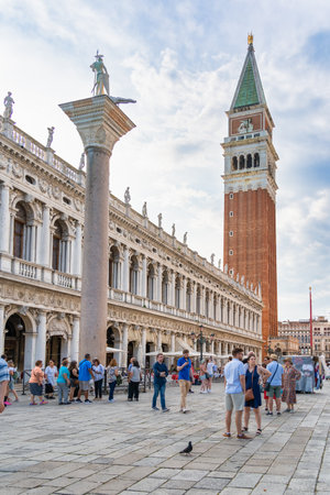 Venice, Italy - May 29 2023: Many tourists visiting Piazzetta San Marco and St Mark's Campanile in Venice.のeditorial素材