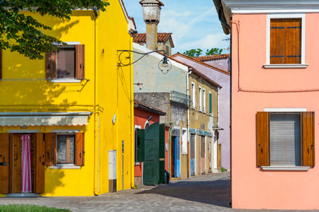 Tranquil scene with the colorful houses in Burano island, Veniceの写真素材