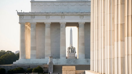 Lincoln Memorial statue, Washington Monument, columns, outdoors, daytimeの素材