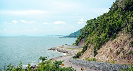 The road beside the sea :  Nang Phaya View Point (Chalerm Burapa Chollathit Road)の写真素材