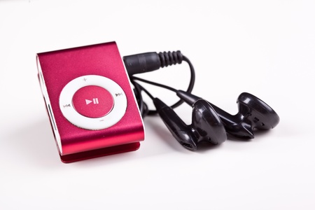 red mp3 player over white backroundの写真素材