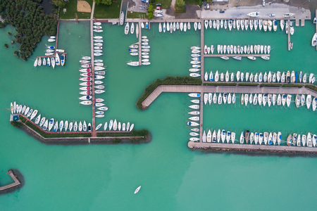 White sailing boats in Lake Balaton, drone top viewの写真素材
