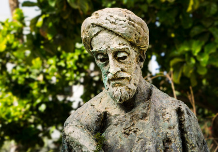 Bronze statue of the Spanish-Jewish poet and philosopher Salomon Ibn Gabirol in the city of Malaga.のeditorial素材