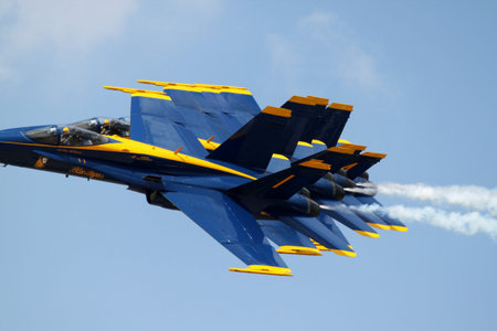 airshow planes flying in tight formation