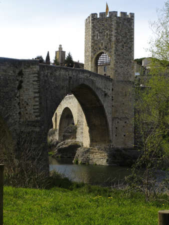 View of the medieval bridge of Besalu, Catalonia, Spainのeditorial素材