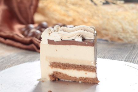 A cuisine photo of cake