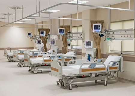 intensive care room intensive care beds hospitalのeditorial素材