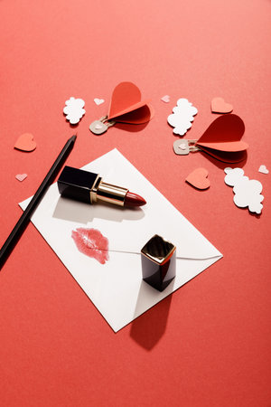 paper clouds heart shaped airの写真素材
