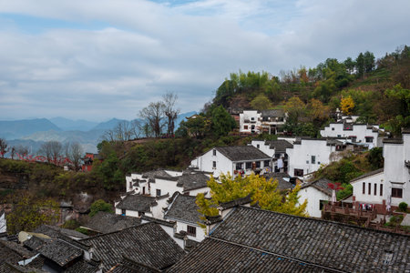 Qiyun Mountain with folk housesの写真素材