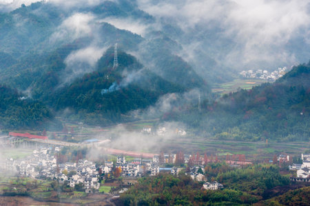 The first mountain in the south of the Yangtze River - Qiyun Mountainの写真素材