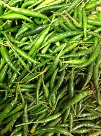 Fresh green chillies の素材