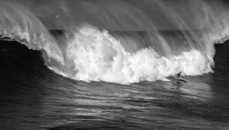 big waves at jaws maui hawaii in black and whiteの写真素材